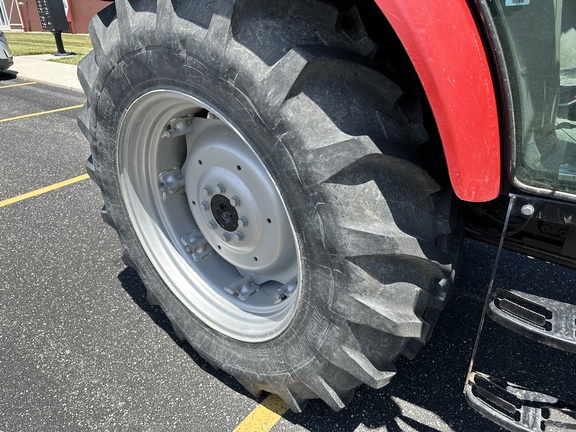 2013 Case IH Farmall 95C Tractor