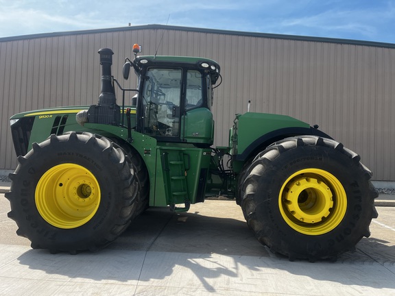 2015 John Deere 9520R Tractor 4WD