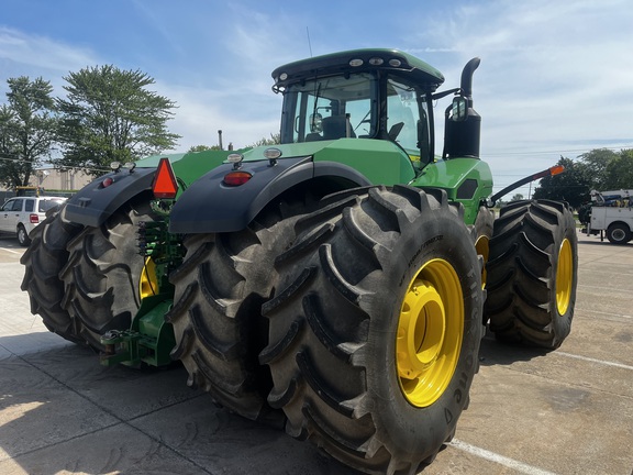 2015 John Deere 9520R Tractor 4WD
