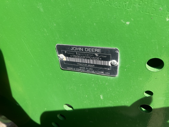 2015 John Deere 9520R Tractor 4WD
