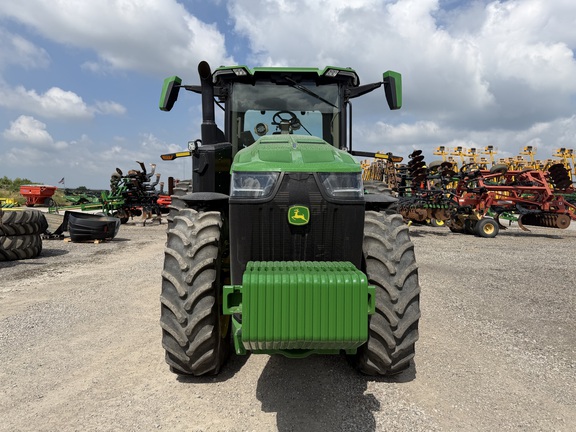 2022 John Deere 8R 340 Tractor