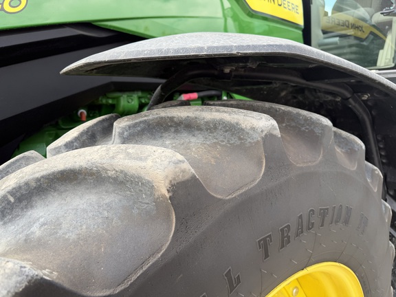2022 John Deere 8R 340 Tractor