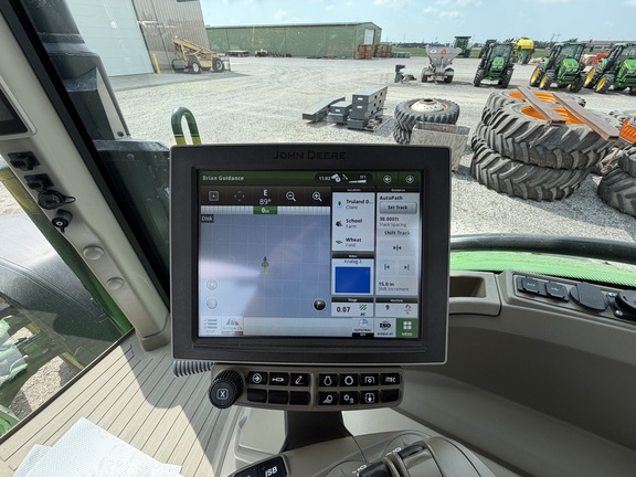 2022 John Deere 8R 340 Tractor