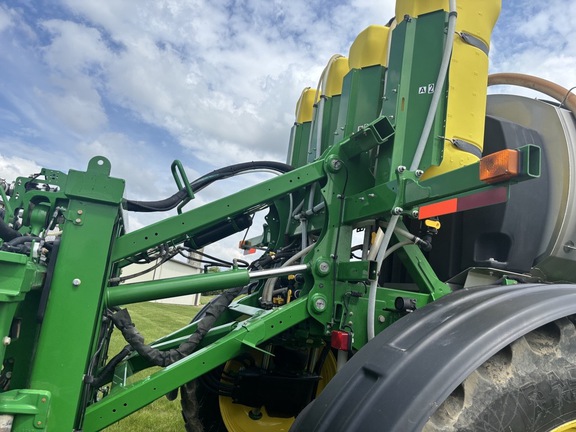 2016 John Deere R4038 Sprayer/High Clearance