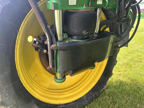 2016 John Deere R4038 Sprayer/High Clearance