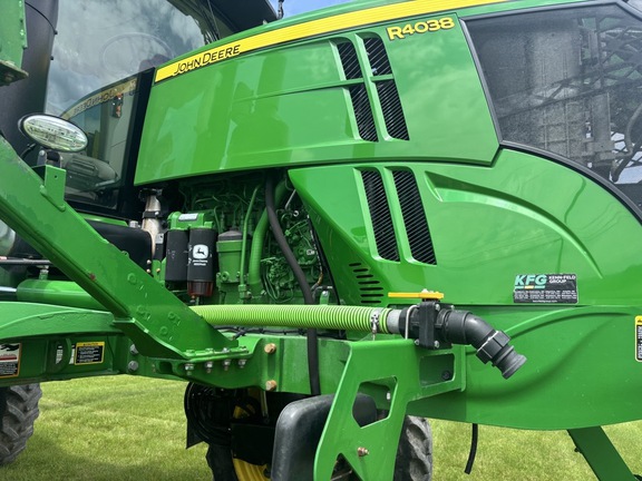 2016 John Deere R4038 Sprayer/High Clearance