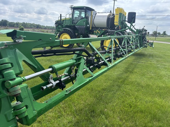 2016 John Deere R4038 Sprayer/High Clearance