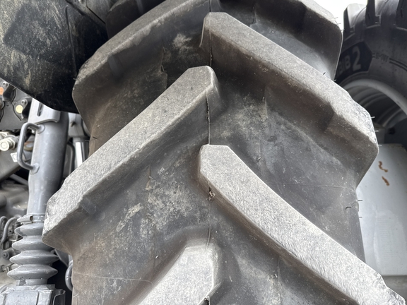 2019 Challenger 1042 Tractor