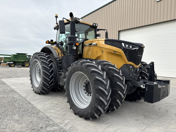 2019 Challenger 1042 Tractor