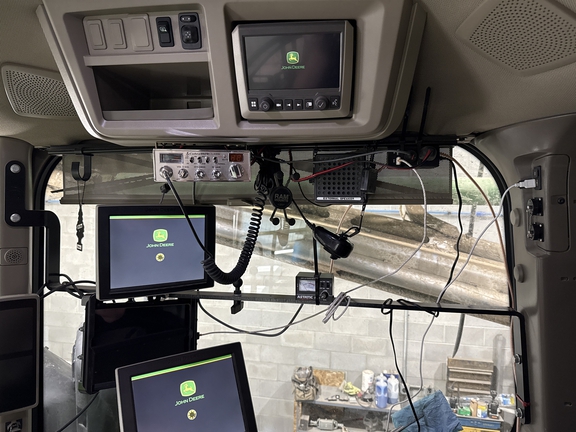 2023 John Deere 800R Misc