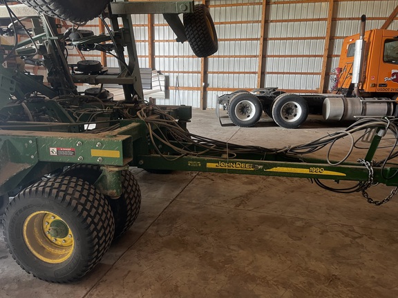 2017 John Deere 1990 Air Seeder