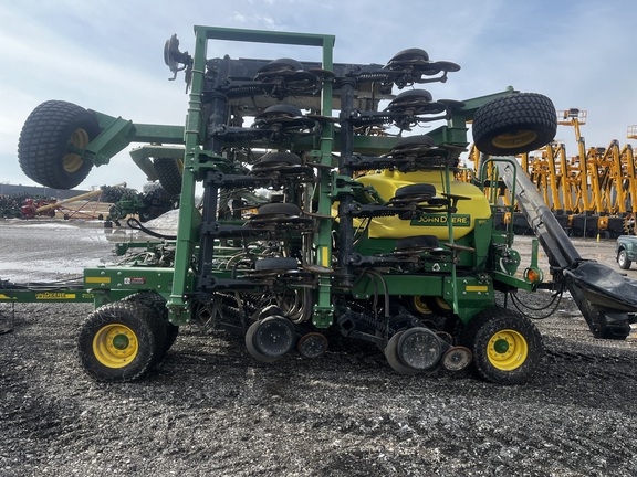 2017 John Deere 1990 Air Seeder