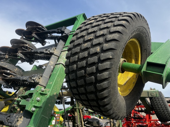 2017 John Deere 1990 Air Seeder