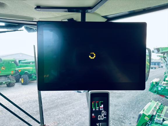 2024 John Deere S780 Combine