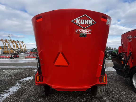 2020 Kuhn VT144 Grinder Mixer