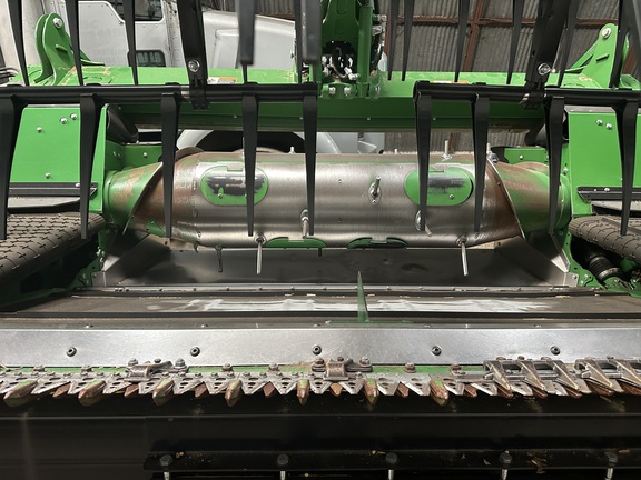 2022 John Deere HD50F Header Combine