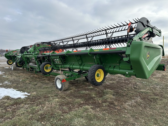 2022 John Deere HD50F Header Combine
