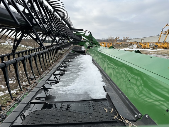 2022 John Deere HD50F Header Combine