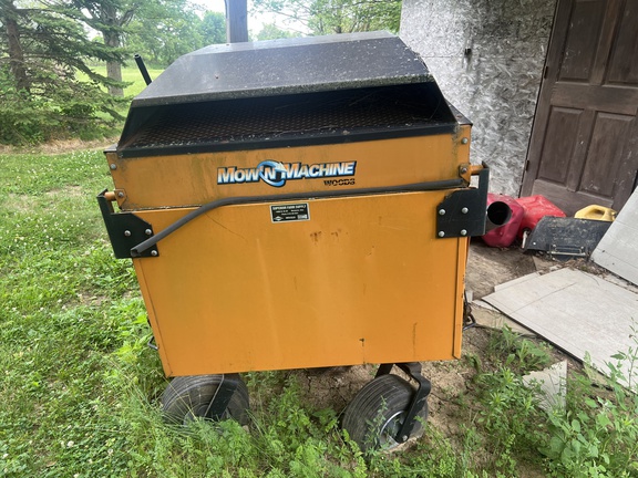 2012 Woods FZ28K Mower/Front Deck