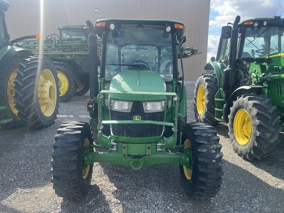 2018 John Deere 5075E Tractor