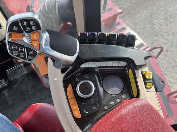 2021 Case IH Steiger 620 AFS Quad Tractor Rubber Track