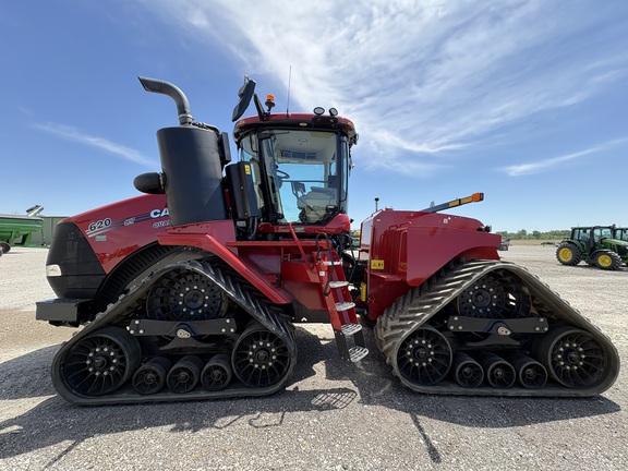 2021 Case IH Steiger 620 AFS Quad Tractor Rubber Track