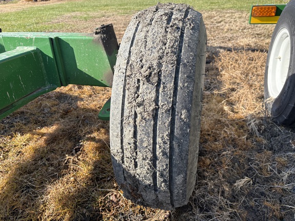 2011 Unverferth AWS-36 Header Transport