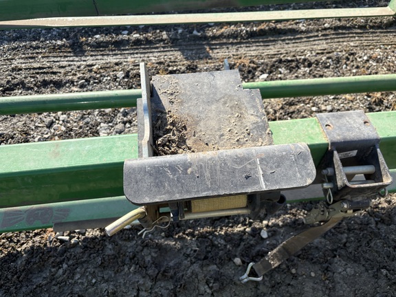 2011 Unverferth AWS-36 Header Transport