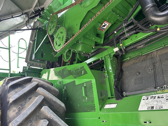 2024 John Deere S780 Combine