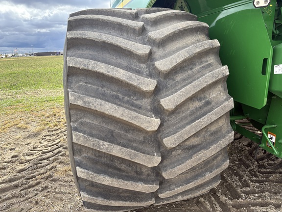 2022 John Deere S760 Combine