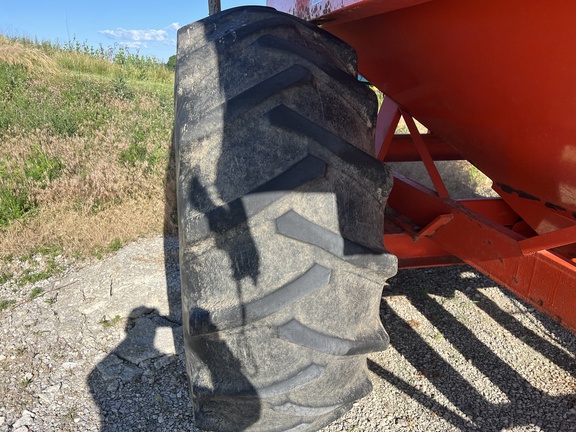 1995 Killbros 490 Grain Cart