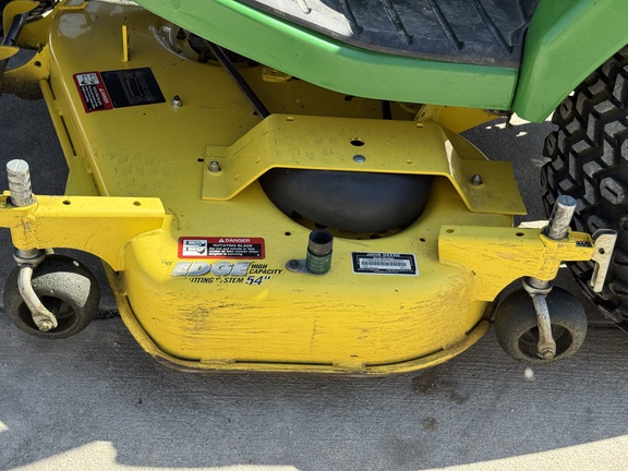 2013 John Deere X739 Garden Tractor