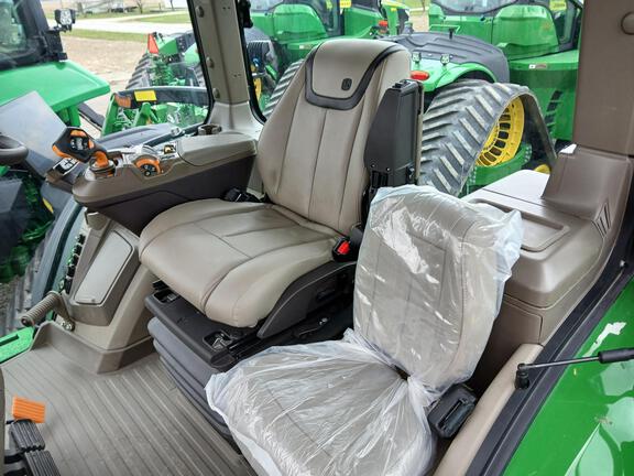 2024 John Deere 8R 370 Tractor