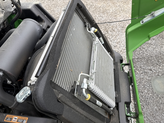 2021 John Deere 1550 Mower/Front Deck