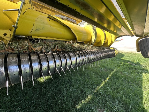 2022 John Deere 649 Header Forage
