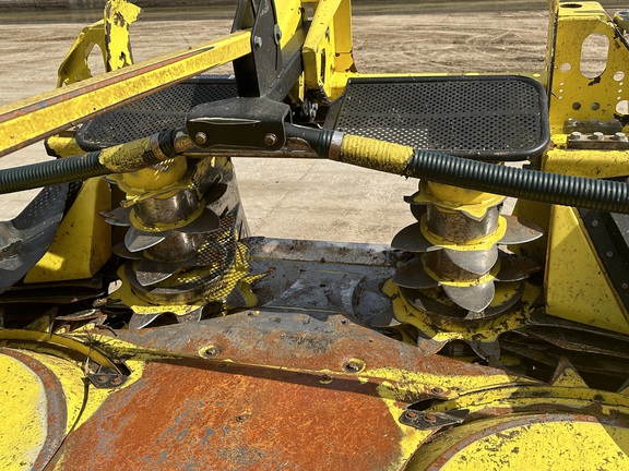 2022 John Deere 772 Header RowCrop