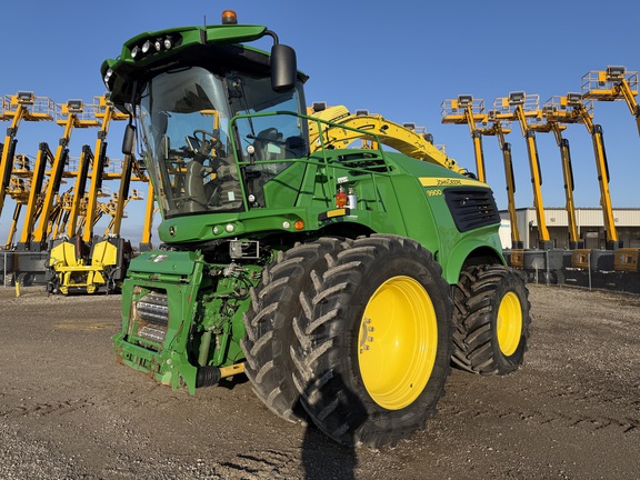 2022 John Deere 9900 Forage Harvester