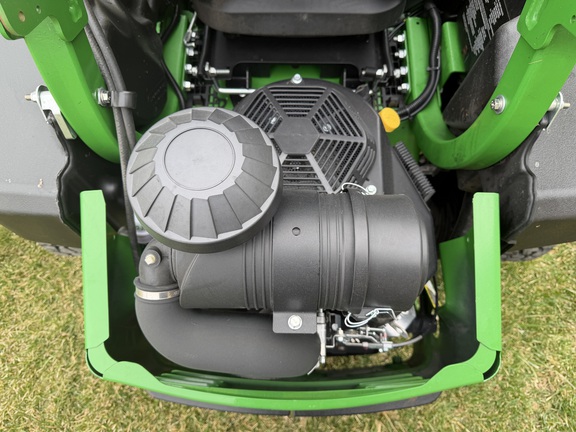 2024 John Deere Z930M Mower/Zero Turn