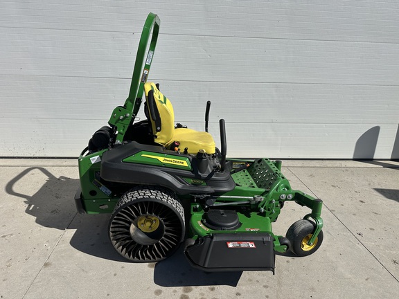 2024 John Deere Z930M Mower/Zero Turn