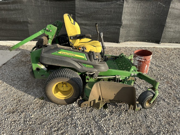 2019 John Deere Z950R Mower/Zero Turn