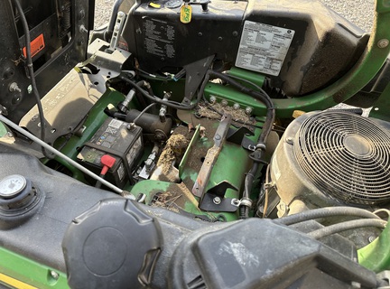 2019 John Deere Z950R Mower/Zero Turn