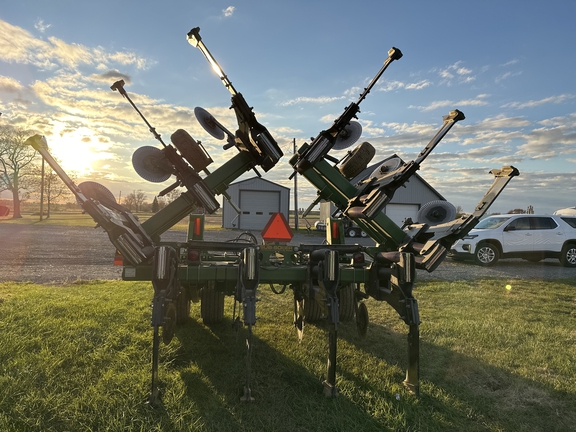 2013 Great Plains SS2000 / SSH Disk Ripper