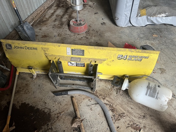 2005 John Deere 2210 Tractor Compact