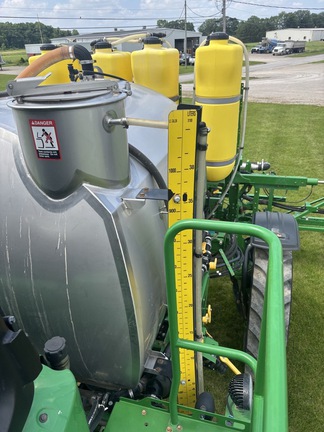 2016 John Deere R4038 Sprayer/High Clearance