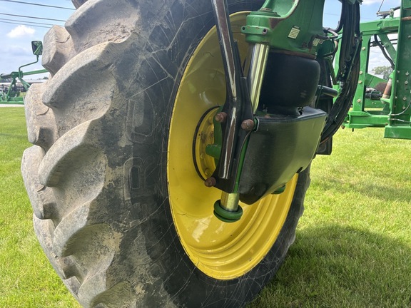 2016 John Deere R4038 Sprayer/High Clearance