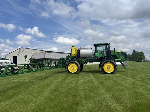 2016 John Deere R4038 Sprayer/High Clearance