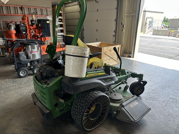 2021 John Deere Z950R Mower/Zero Turn