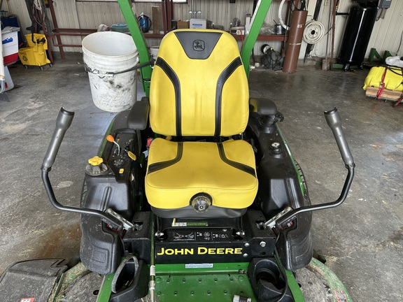 2021 John Deere Z950R Mower/Zero Turn