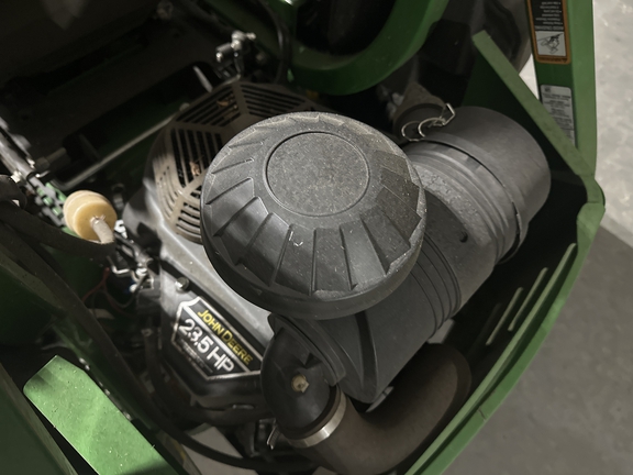 2023 John Deere Z920M Mower/Zero Turn