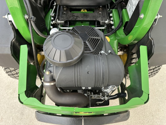 2023 John Deere Z920M Mower/Zero Turn